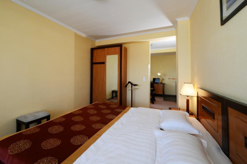 Narantuul Hotel Ulan Bator Quarto foto