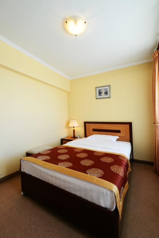 Narantuul Hotel Ulan Bator Quarto foto