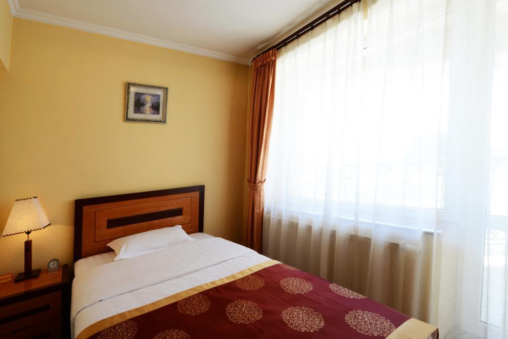 Narantuul Hotel Ulan Bator Exterior foto