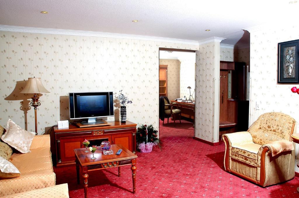 Narantuul Hotel Ulan Bator Exterior foto